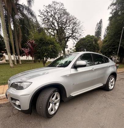 BMW X6 4.4 50I 4X4 COUPÉ 8 CILINDROS 32V BI-TURBO GASOLINA 4P AUTOMÁTICO BMW X6 4.4 50I 4X4 COUPÉ 8 CILINDROS 32V BI-TURBO GASOLINA 4P AUTOMÁTICO